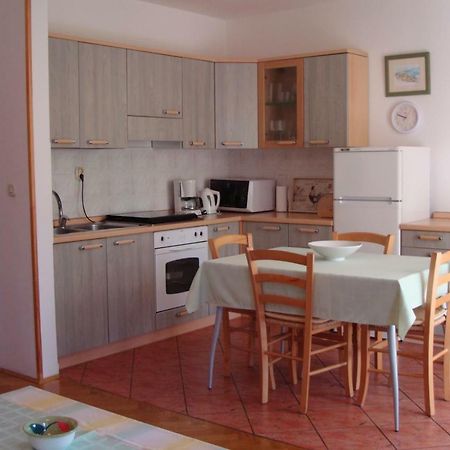 Apartment Branko With Free Parking Icici Exterior photo