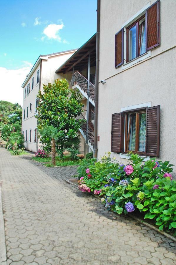 Apartment Branko With Free Parking Icici Exterior photo